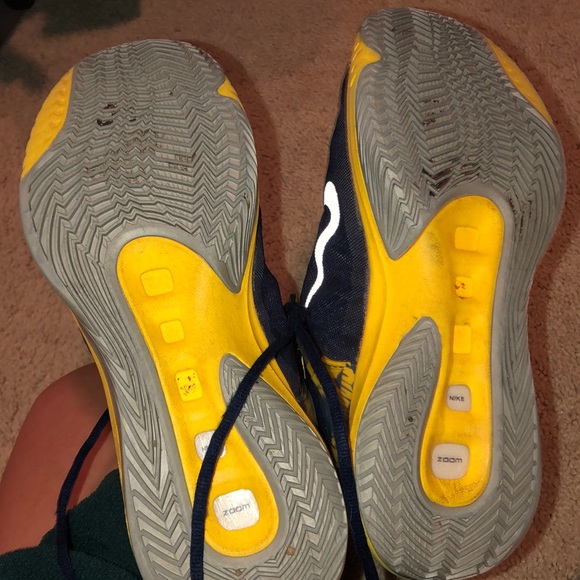 Nike men’s Paul George basketball shoes - Picture 3 of 4